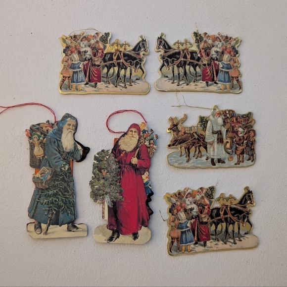 Vintage Other - Vintage Christmas Paper Ornaments Goil Foil 6 Pieces
